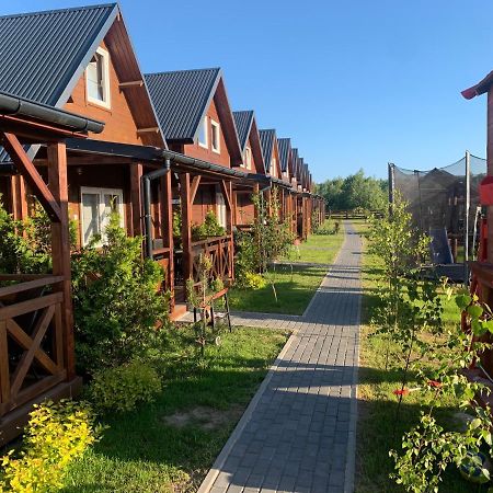 Pod Debami Wicie- Domki Drewniane Nad Morzem Віцє Екстер'єр фото